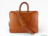 cartable pour ordinateur en cuir couleur cognac fabriqu&eacute; en italie