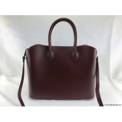 Sac &agrave; main cuir granit&eacute; bordeaux avec sa bandouli&egrave;re