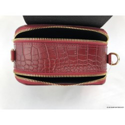 Sac &agrave; main grain croco rouge Verona - vue de dessus rabat ouvert