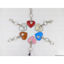 Porte-clé coeur en cuir naturel